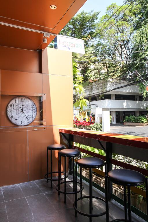 Hostel 8 Sukhumvit Soi 8 Bangkok Buitenkant foto